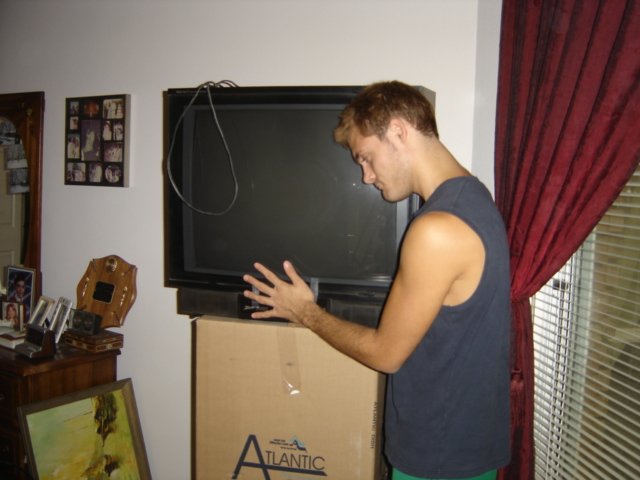 oldtv.JPG